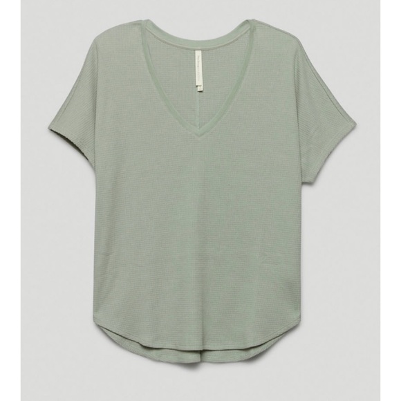 Aritzia Tops - Aritzia Oversized Waffle Shirt